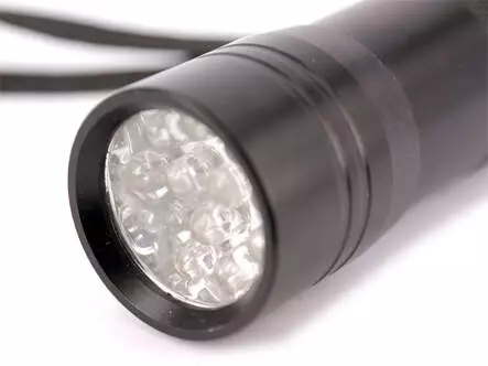 UV FLASHLIGHT